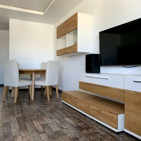 Elizabeth By Q4apartments 그디니아