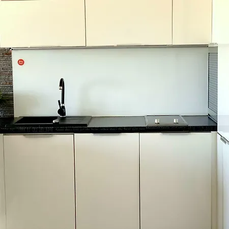 Elizabeth By Q4apartments * 그디니아